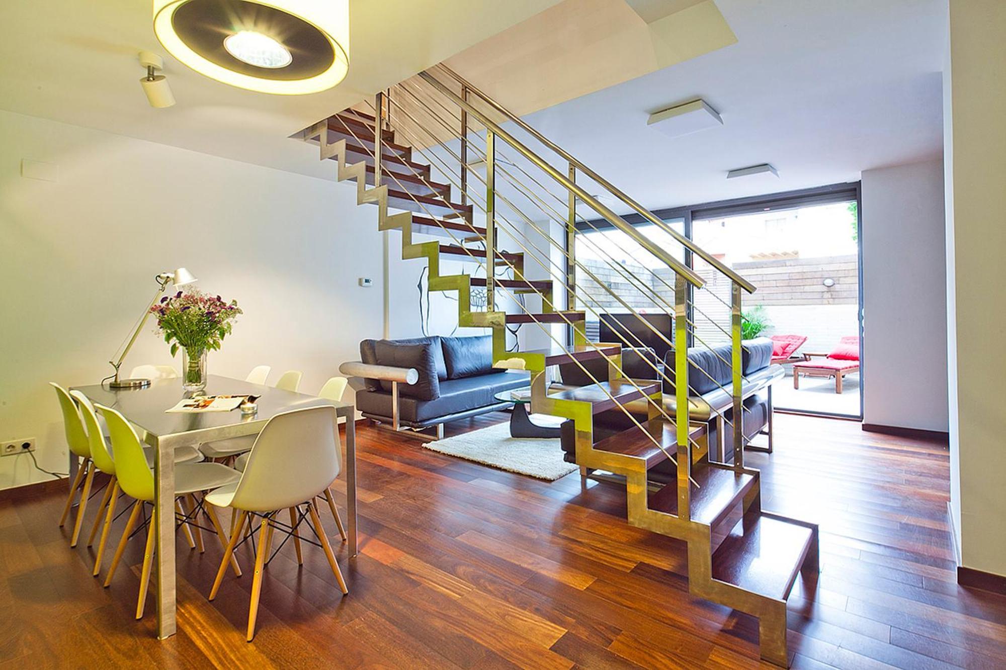 My Space Emirates - Splendid Apartment With Terrace And Pool Near Park Gueell Barcelona Exterior foto