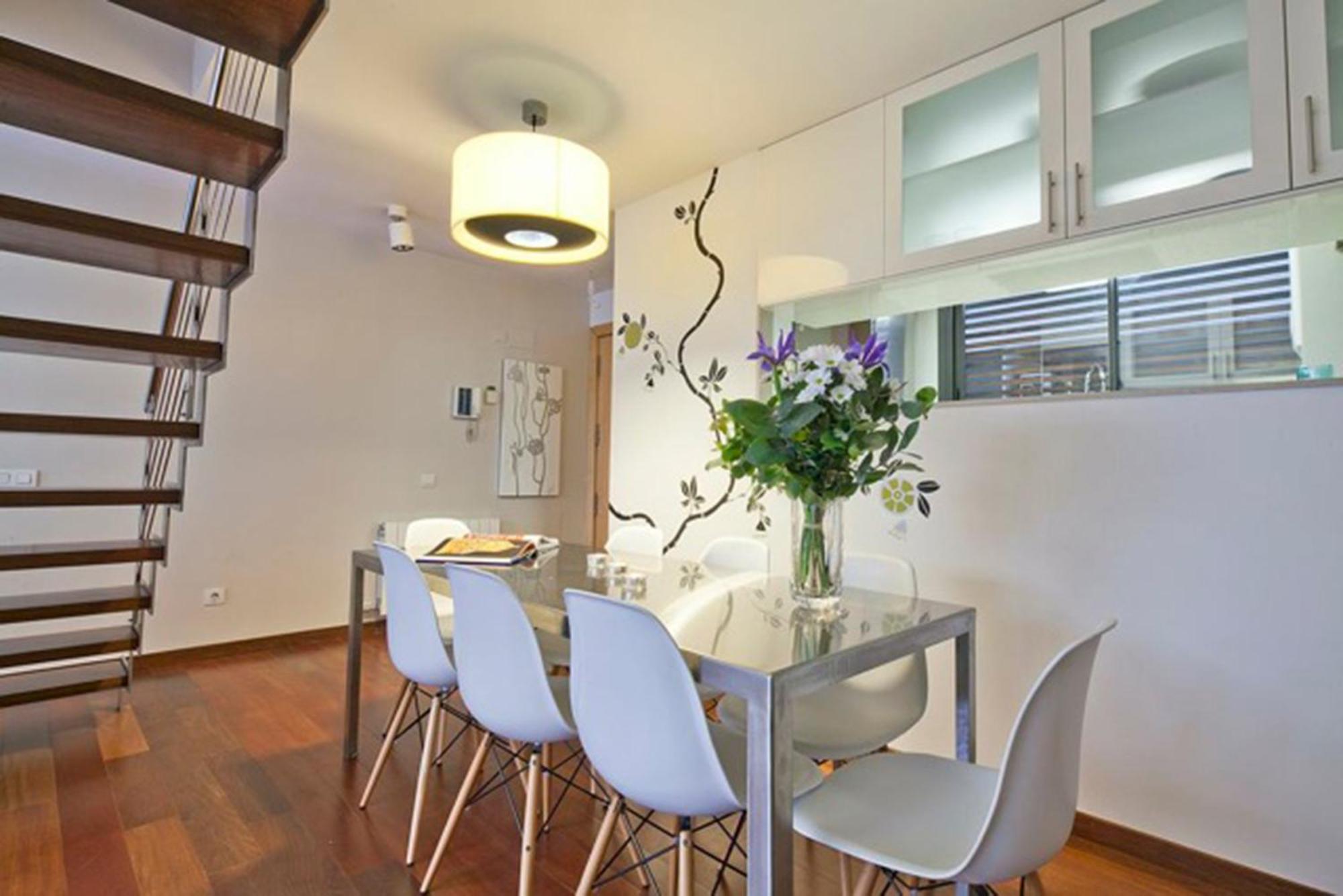My Space Emirates - Splendid Apartment With Terrace And Pool Near Park Gueell Barcelona Exterior foto